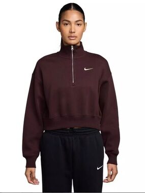 Nike Women's  Half-Zip Cropped Sweatshirt